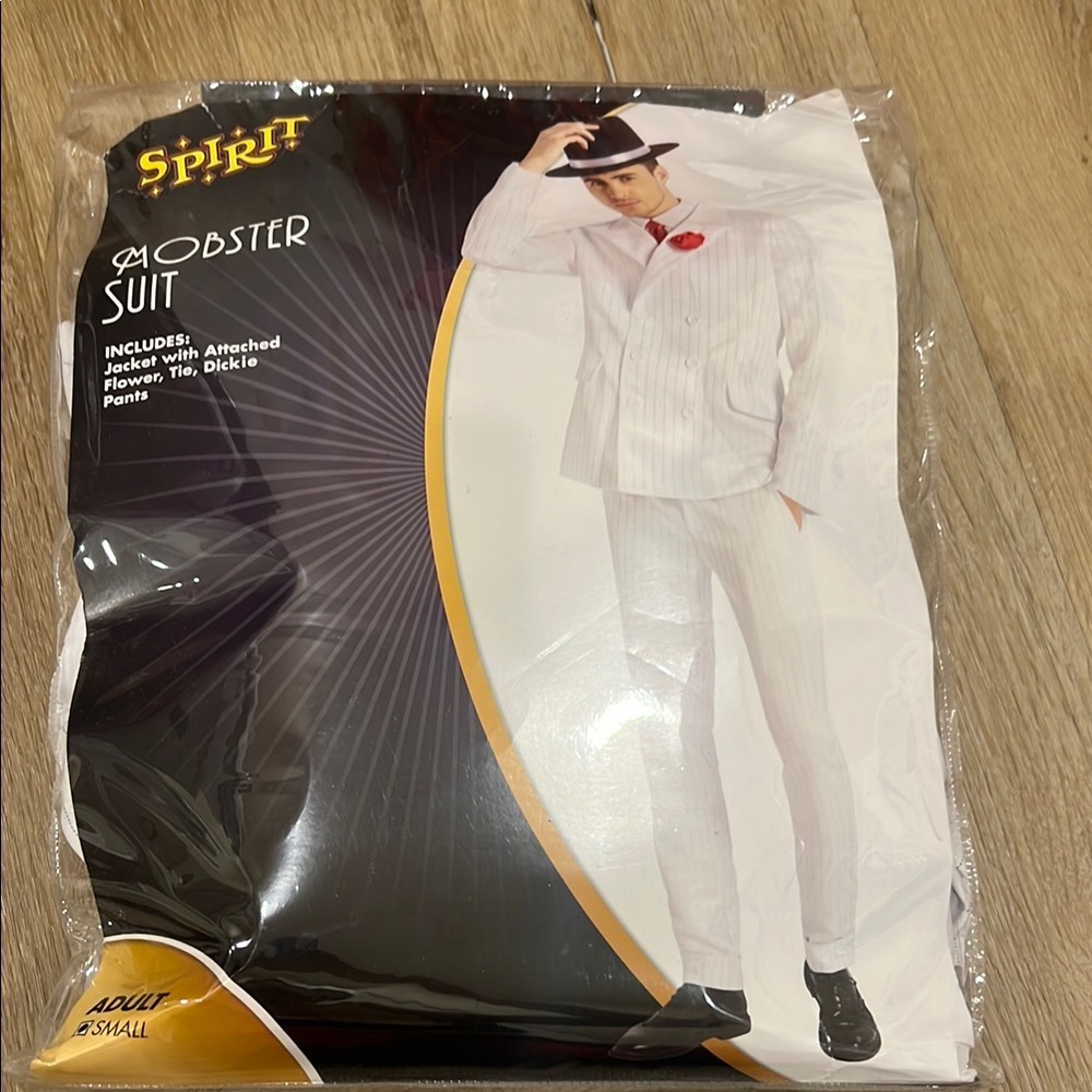 Spirit White Mobster Suit costume